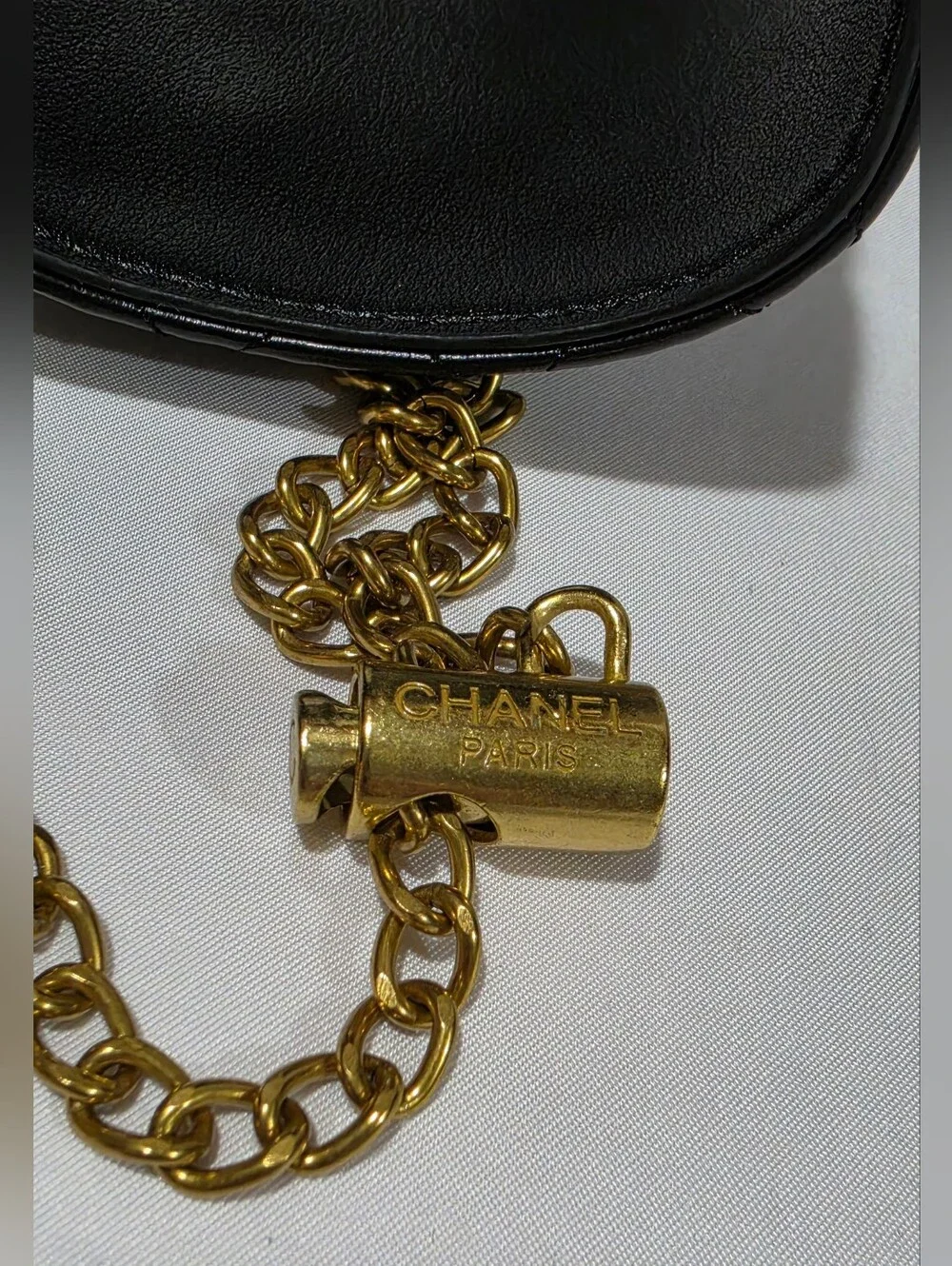 CHANEL Black Quilted Leather Cup Holder Crossbody Tumbler Hot/Cold Gold Chain